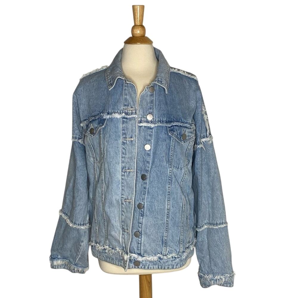 Toni Denim Frayed Design Jean Jacket Lightwash Y19